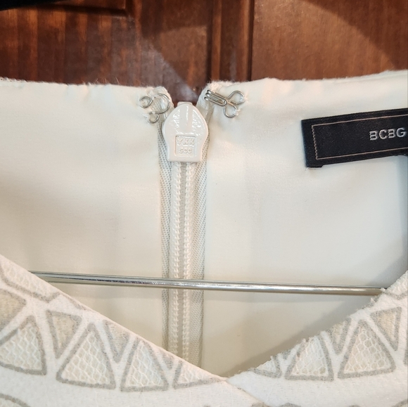 BCBGMaxAzria Everlie White Ivory Lace Sheer Floor Length Geometric Dress - Picture 9 of 14